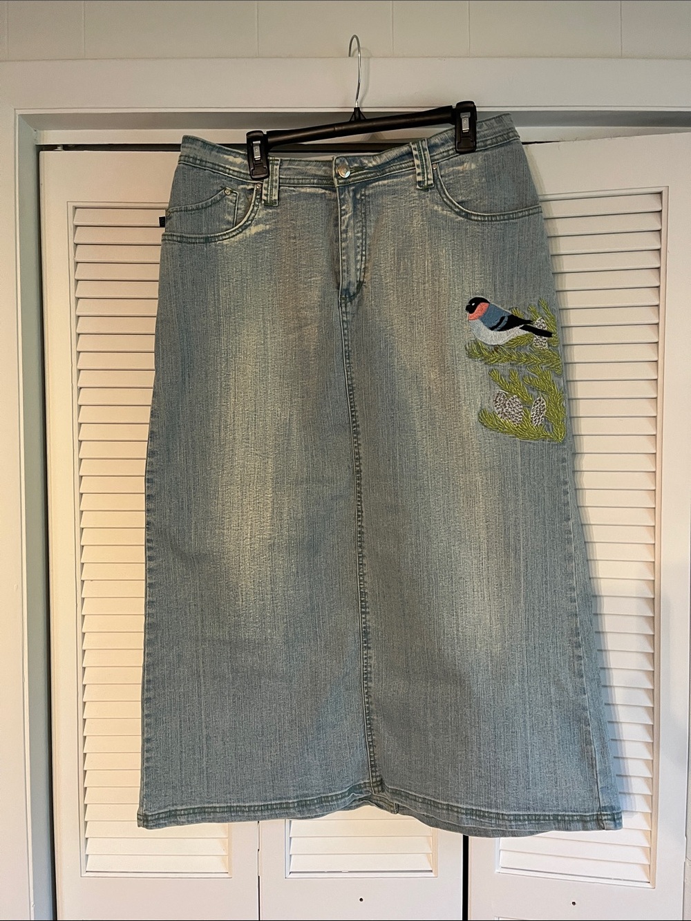 Crest Light Blue Denim Flare Skirt with Embroidered Bird